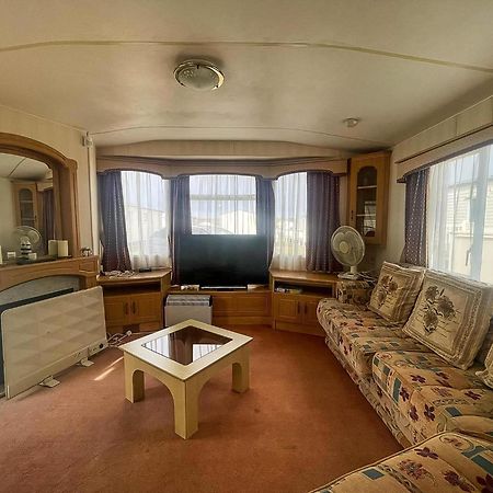 فندق 6 Berth Caravan With Decking Nearby Heacham Beach In Norfolk Ref 21047A المظهر الخارجي الصورة