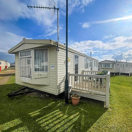 فندق 6 Berth Caravan With Decking Nearby Heacham Beach In Norfolk Ref 21047A المظهر الخارجي الصورة
