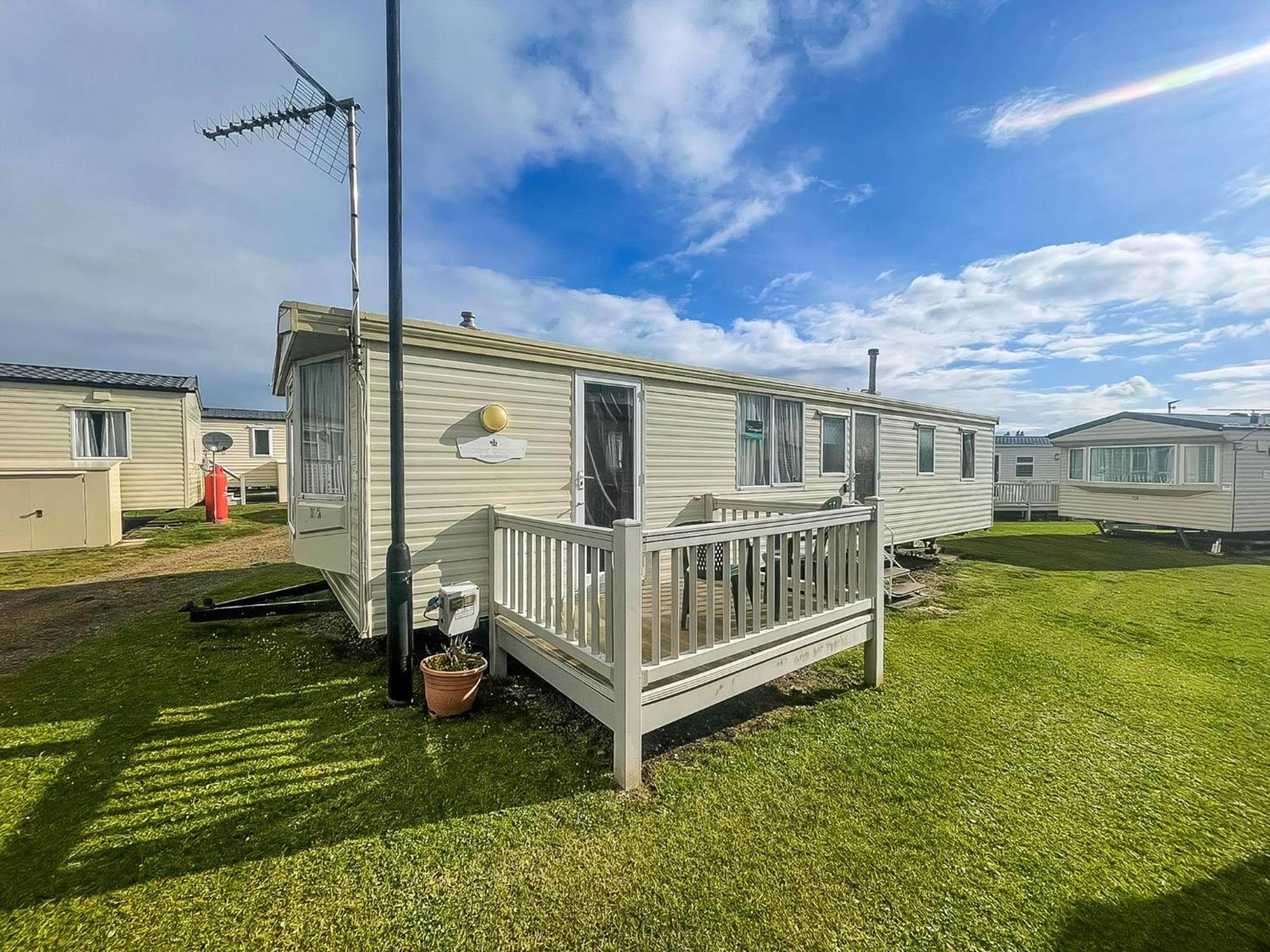 فندق 6 Berth Caravan With Decking Nearby Heacham Beach In Norfolk Ref 21047A المظهر الخارجي الصورة
